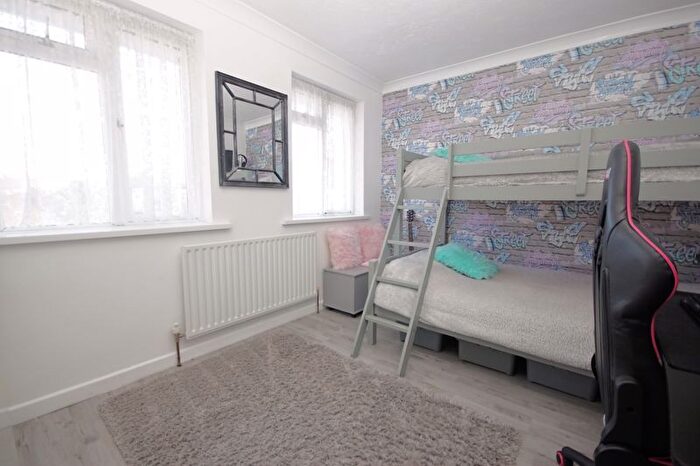 3 Bedroom Terraced House For Sale In Elmore Road, Lee-On-The-Solent, PO13