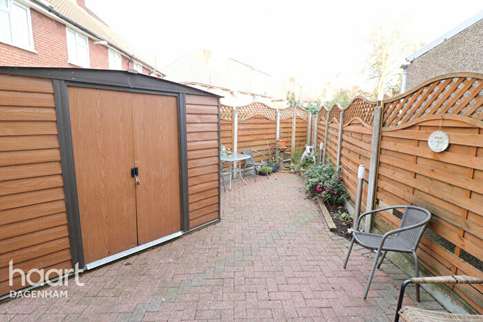 2 Bedroom End Of Terrace House For Sale In Maplestead Road, Dagenham, RM9
