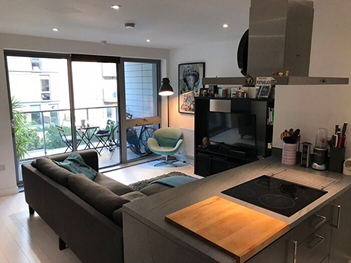 2 Bedroom Flat To Rent In New Festival Quarter, Lindfield Street, Poplar, E14