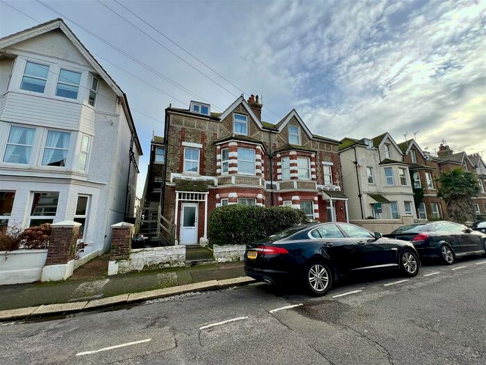 1 Bedroom Flat To Rent In Linden Road, Bexhill-On-Sea, TN40