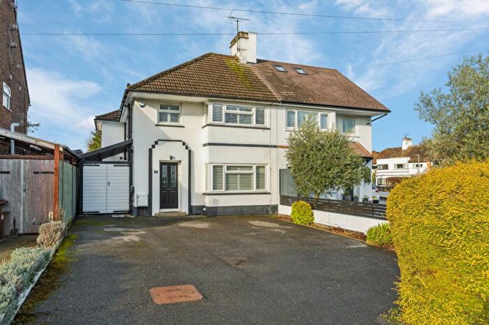 3 Bedroom Semi Detached House For Sale In Bearton Green, Hitchin, SG5