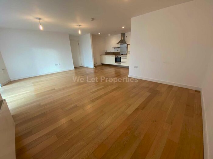 2 Bedroom Flat To Rent In Islington Wharf, Manchester, M4