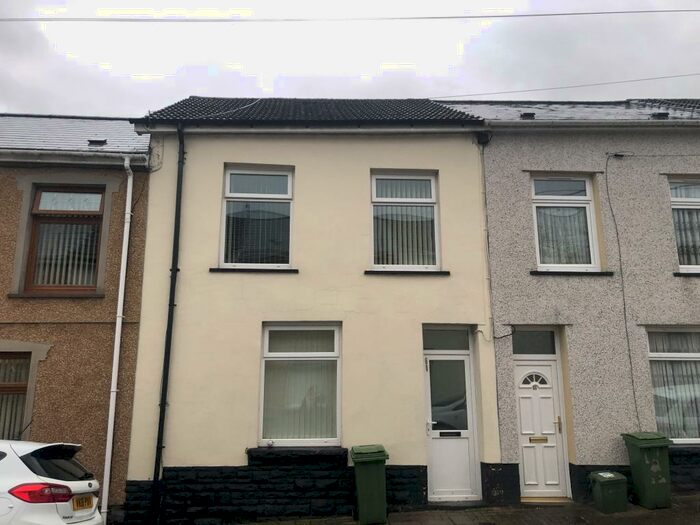 3 Bedroom House To Rent In Victoria Street, Mountain Ash, CF45