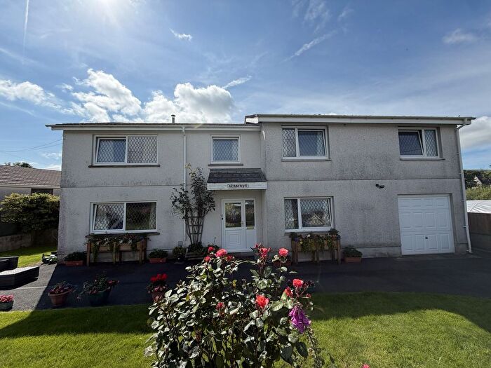 6 Bedroom Detached House For Sale In Llansawel, Llandeilo, Carmarthenshire., SA19