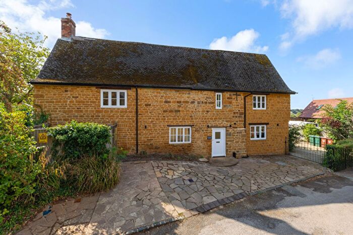4 Bedroom Detached House To Rent In Goose Lane, Bodicote, Banbury, Oxfordshire, OX15