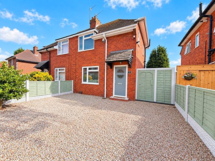 2 Bedroom Semi-Detached House For Sale In Farm Road, Brierley Hill, DY5