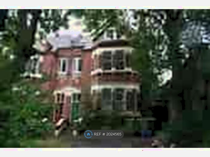 2 Bedroom Flat To Rent In Denmark Hill, London, SE5