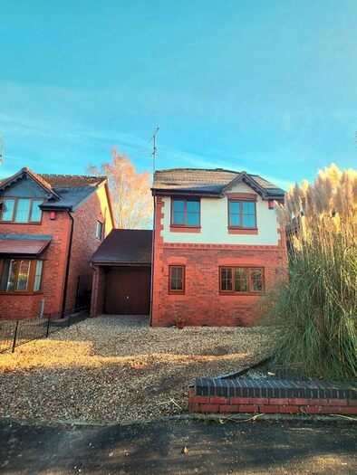 3 Bedroom Detached House To Rent In Claughton Court, Kidderminster, DY11