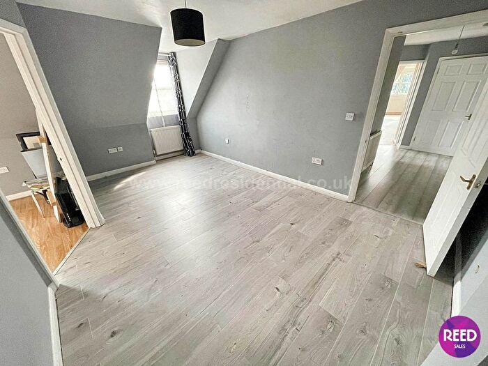 2 Bedroom Flat For Sale In Ness Road, Shoeburyness, SS3