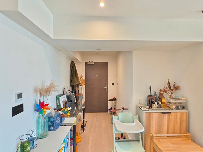 1 Bedroom Flat To Rent In New Tannery Way, London, SE1
