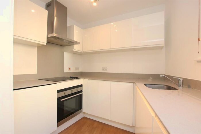 Apartment To Rent In Norfolk Court, Bath, BA1