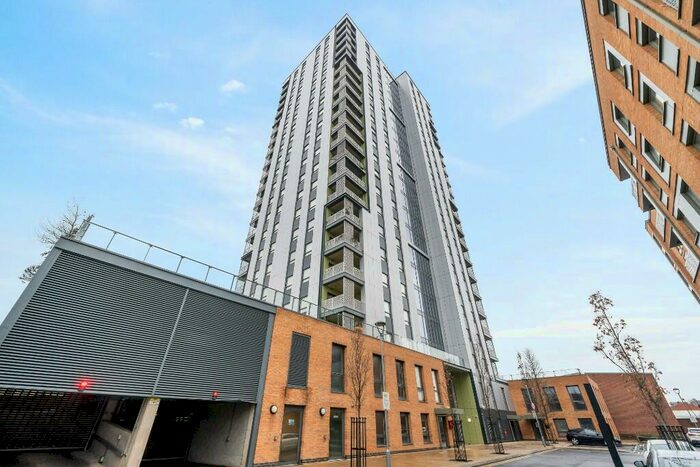 2 Bedroom Apartment To Rent In Cannon Road, London, N17