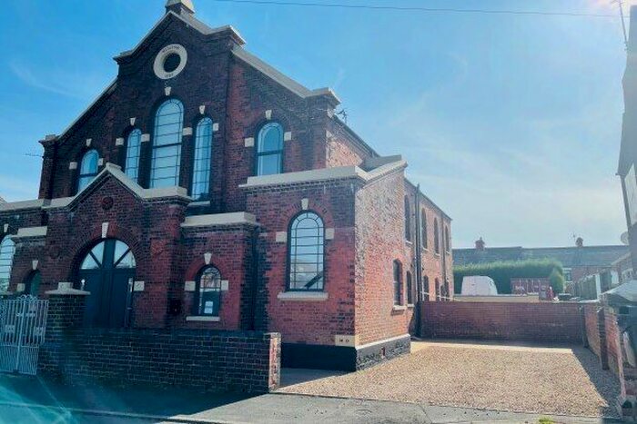 3 Bedroom End Of Terrace House To Rent In High Street, Stoke-On-Trent, ST7