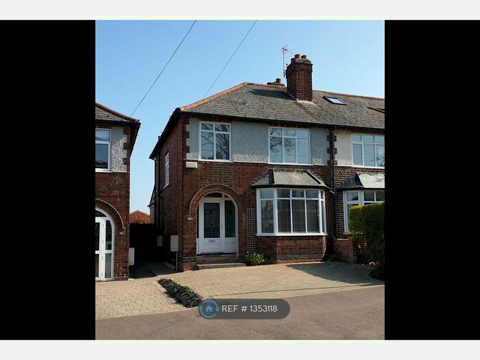 4 Bedroom Semi-Detached House To Rent In Abbey Road, Nottingham, NG2