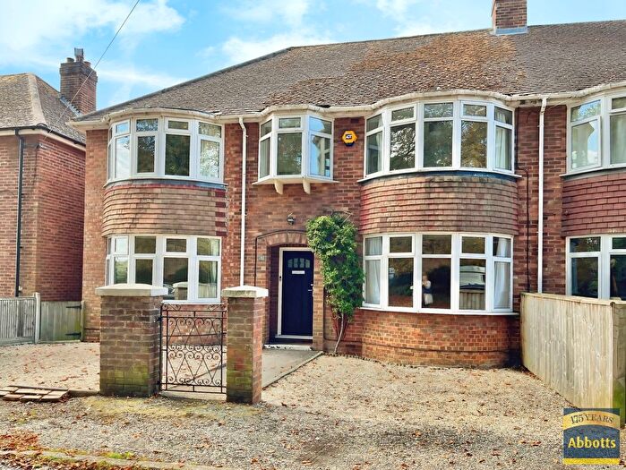 5 Bedroom Property To Rent In Newmarket Road, Bury St. Edmunds, IP33