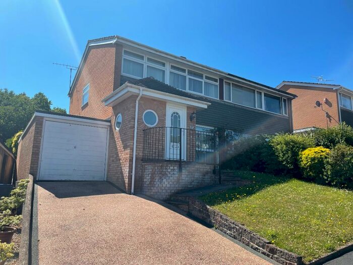 4 Bedroom Semi-Detached House To Rent In Carlton Road, Broadfields, Exeter, EX2