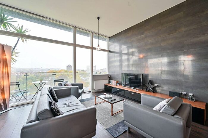 2 Bedroom Flat For Sale In Albany Road, Camberwell, London, SE5