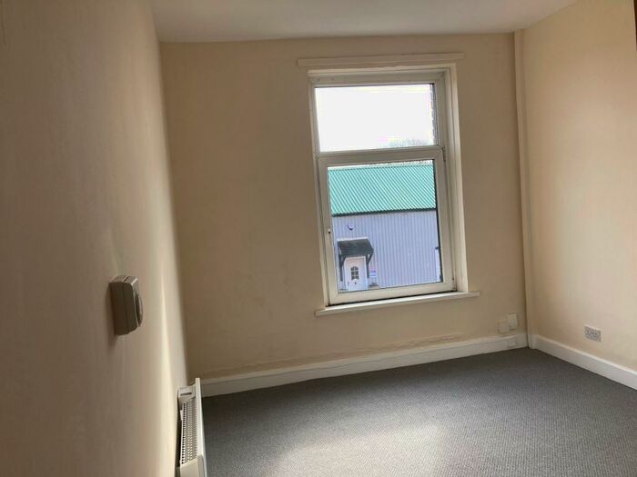 1 Bedroom Flat To Rent In Broad Street, Barry, The Vale Of CF62