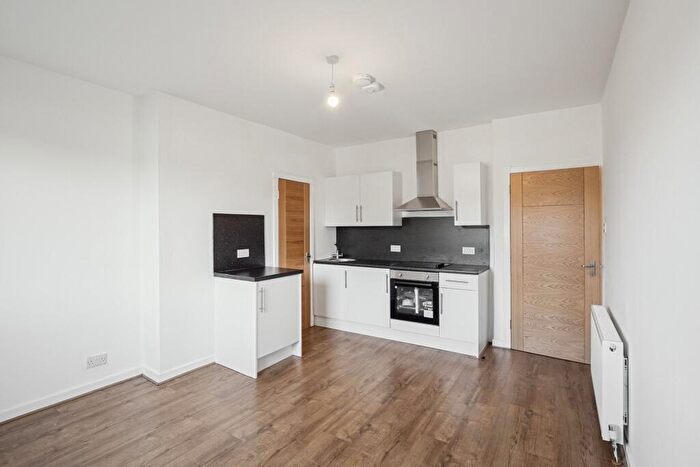 2 Bedroom Flat To Rent In Burn Street, Bonhill, Alexandria, West Dunbartonshire, G83