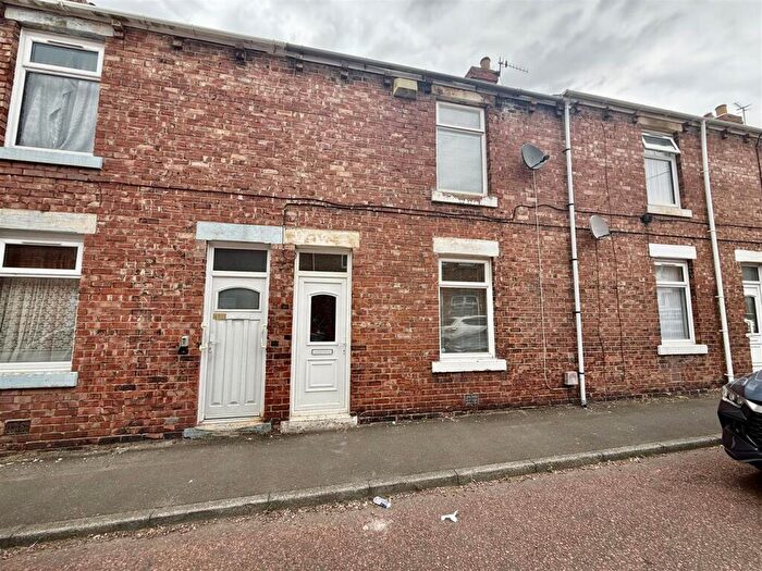 2 Bedroom Terraced House For Sale In Queen Street, Birtley, Chester Le Street, DH3