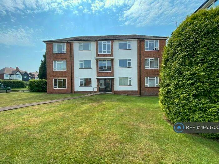 2 Bedroom Flat To Rent In Balfour Court, Four Oaks, Sutton Coldfield, B74