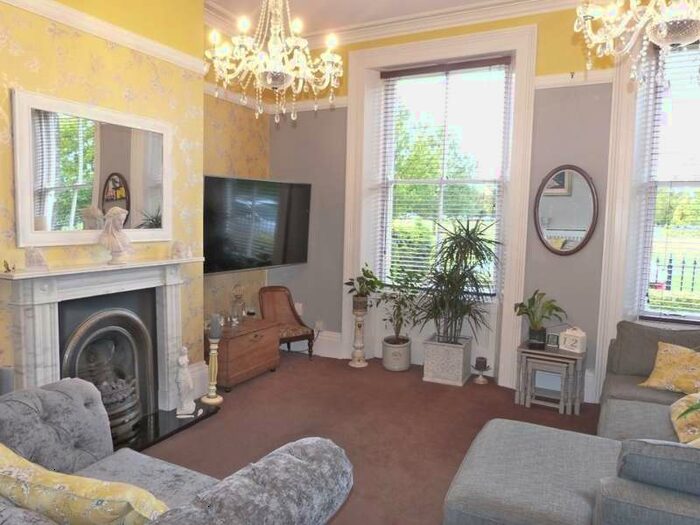 2 Bedroom Apartment To Rent In Church Square Harrogate, HG1