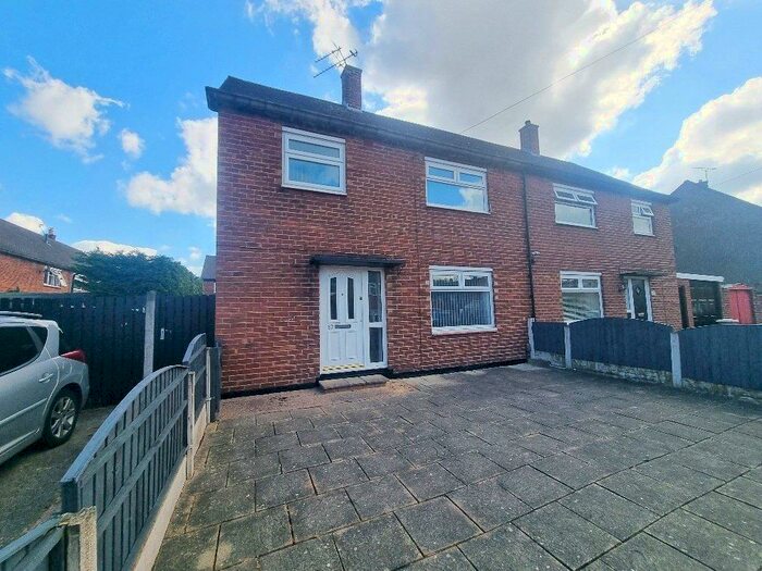 3 Bedroom Semi-Detached House To Rent In Wilmslow Drive, Great Sutton, Ellesmere Port, CH66