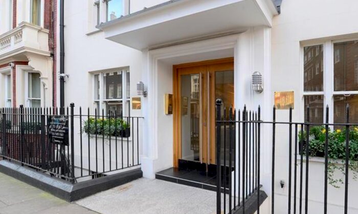 Studio To Rent In Hill Street, London, W1J
