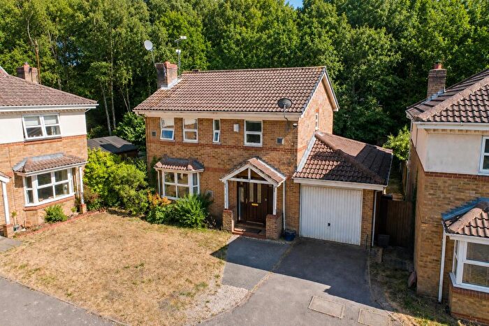 4 Bedroom Detached House For Sale In Steerforth Copse, Owlsmoor, Sandhurst, Berkshire, GU47