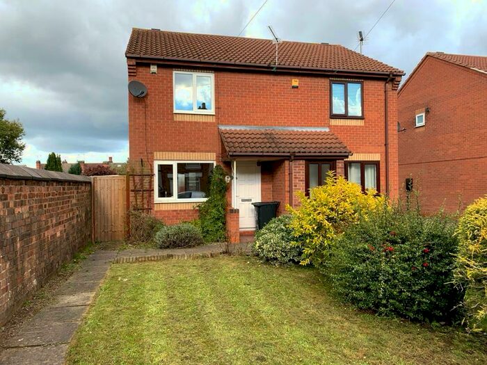 2 Bedroom Semi-Detached House To Rent In Hastings Road, Swadlincote, DE11