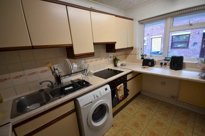 2 Bedroom Flat To Rent In Canterbury Place, Norwich, NR2