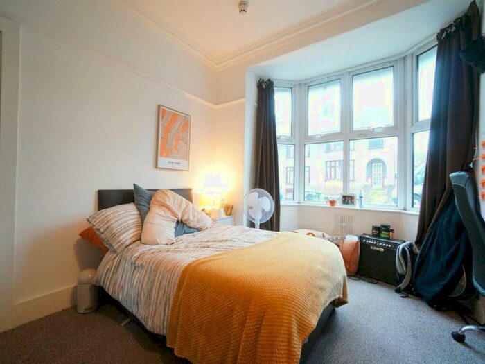 5 Bedroom House To Rent In Farrar Road, Bangor, Gwynedd, LL57