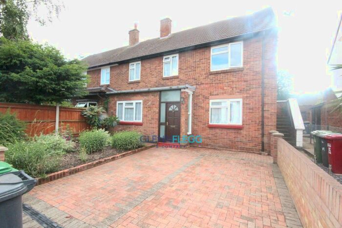 2 Bedroom Maisonette To Rent In SL1