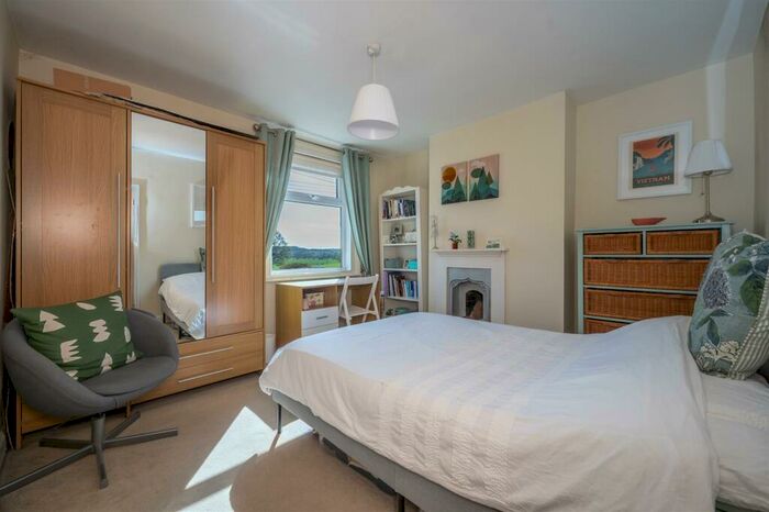 2 Bedroom Terraced House For Sale In Alcester Road, Studley, B80