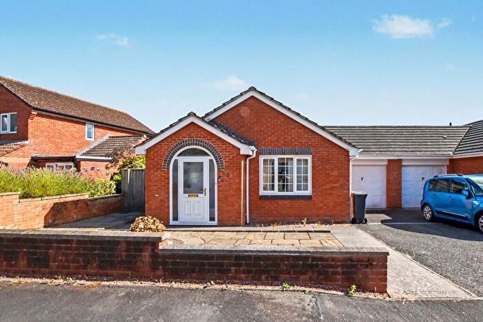 2 Bedroom Bungalow For Sale In Ivydale, Exmouth, Devon, EX8