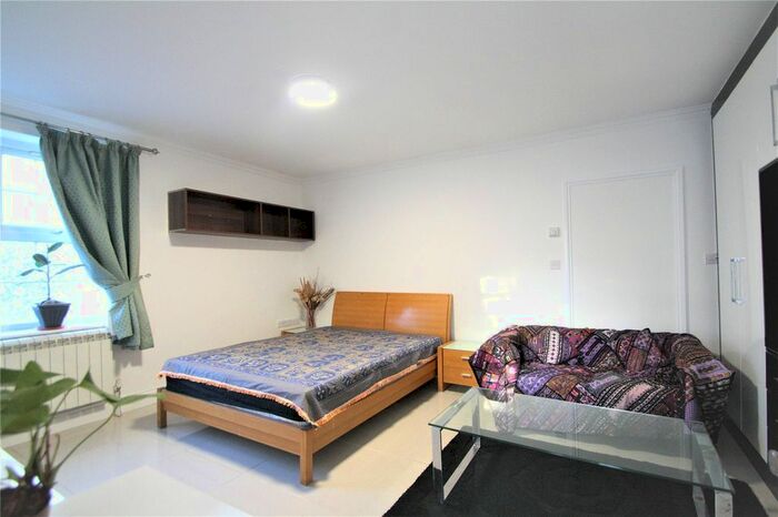 1 Bedroom Flat To Rent In High Street, London, UB1