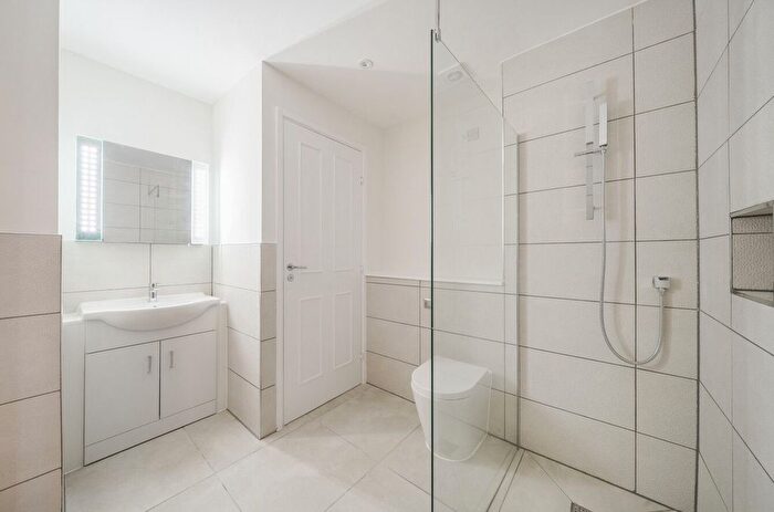 2 Bedroom Flat To Rent In Day Court, Elmbridge Village, Essex Drive, Cranleigh, Surrey, GU6