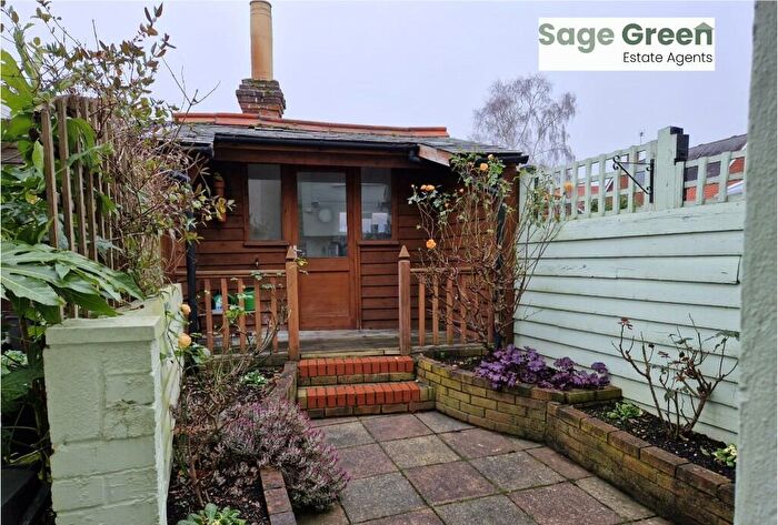 2 Bedroom Semi-Detached House For Sale In Queen Street, CO6