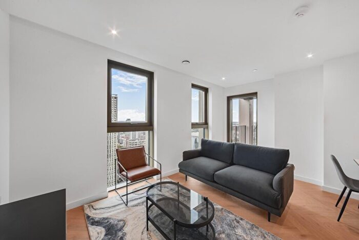 1 Bedroom Apartment To Rent In One Thames Quay, Marsh Wall, E14