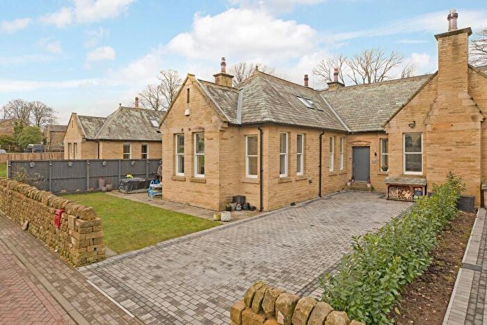 3 Bedroom Terraced House For Sale In Norwood Avenue, Menston, Ilkley, LS29