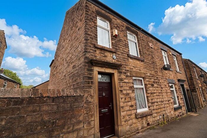 3 Bedroom Semi-Detached House For Sale In Taylor Street, Hollingworth, SK14