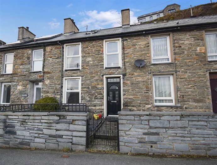 3 Bedroom House For Sale In Tanygrisiau, Blaenau Ffestiniog, LL41