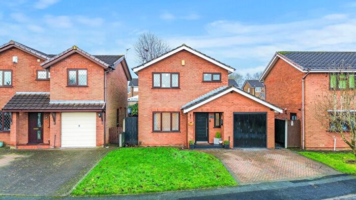 3 Bedroom Detached House For Sale In Dundee Close, Fearnhead, WA2