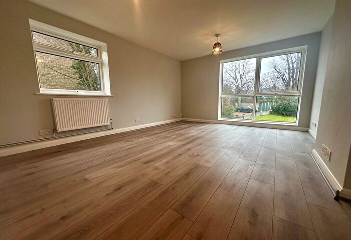 Studio To Rent In The Park, Sidcup, DA14