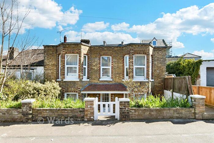 3 Bedroom Semi Detached House For Sale In Sweyn Road, Cliftonville, Margate, Kent, CT9