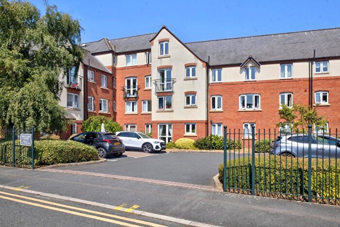 1 Bedroom Flat For Sale In Watkins Court, Friar Street, Hereford, HR4
