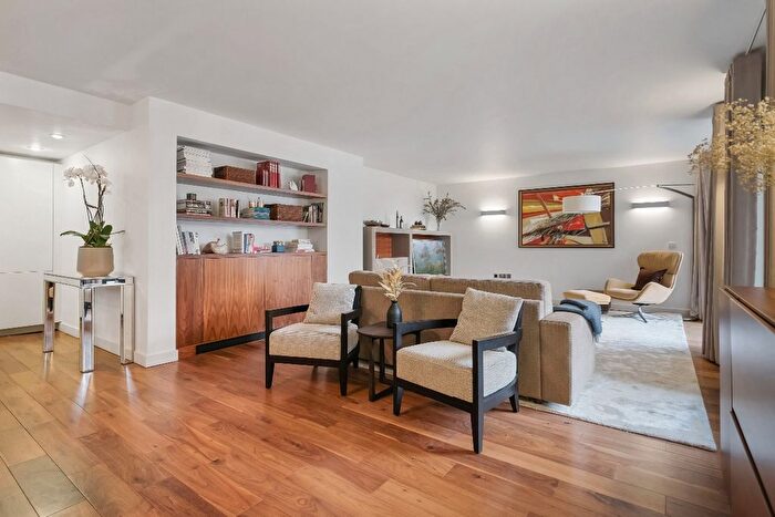 3 Bedroom Flat For Sale In Bolsover St, Marylebone, W1W
