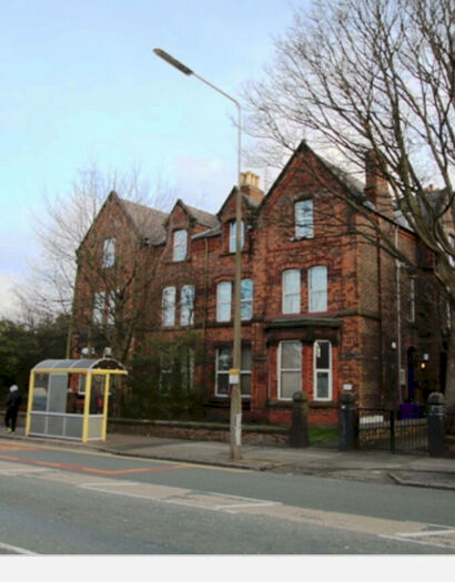 2 Bedroom Flat To Rent In Sheil Road, L6