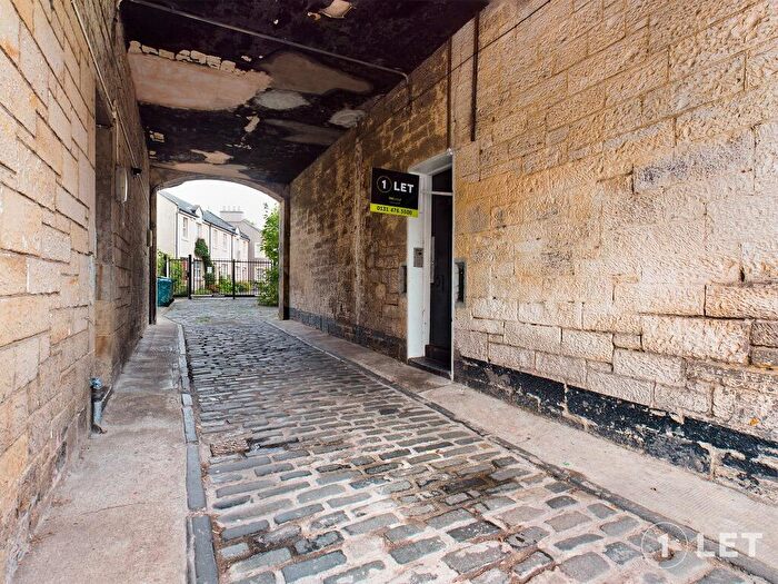2 Bedroom Flat To Rent In St Leonards Street, Newington, Edinburgh, EH8