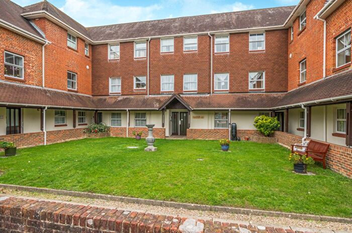 3 Bedroom Parking For Sale In Great Well Drive, Romsey, Hampshire, SO51